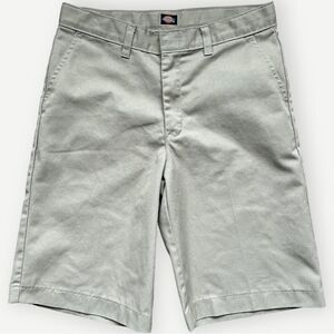 Dickies Boys Kids Adjustable Waist Tan Cargo Shorts. Pockets & Belt Loops. 16.